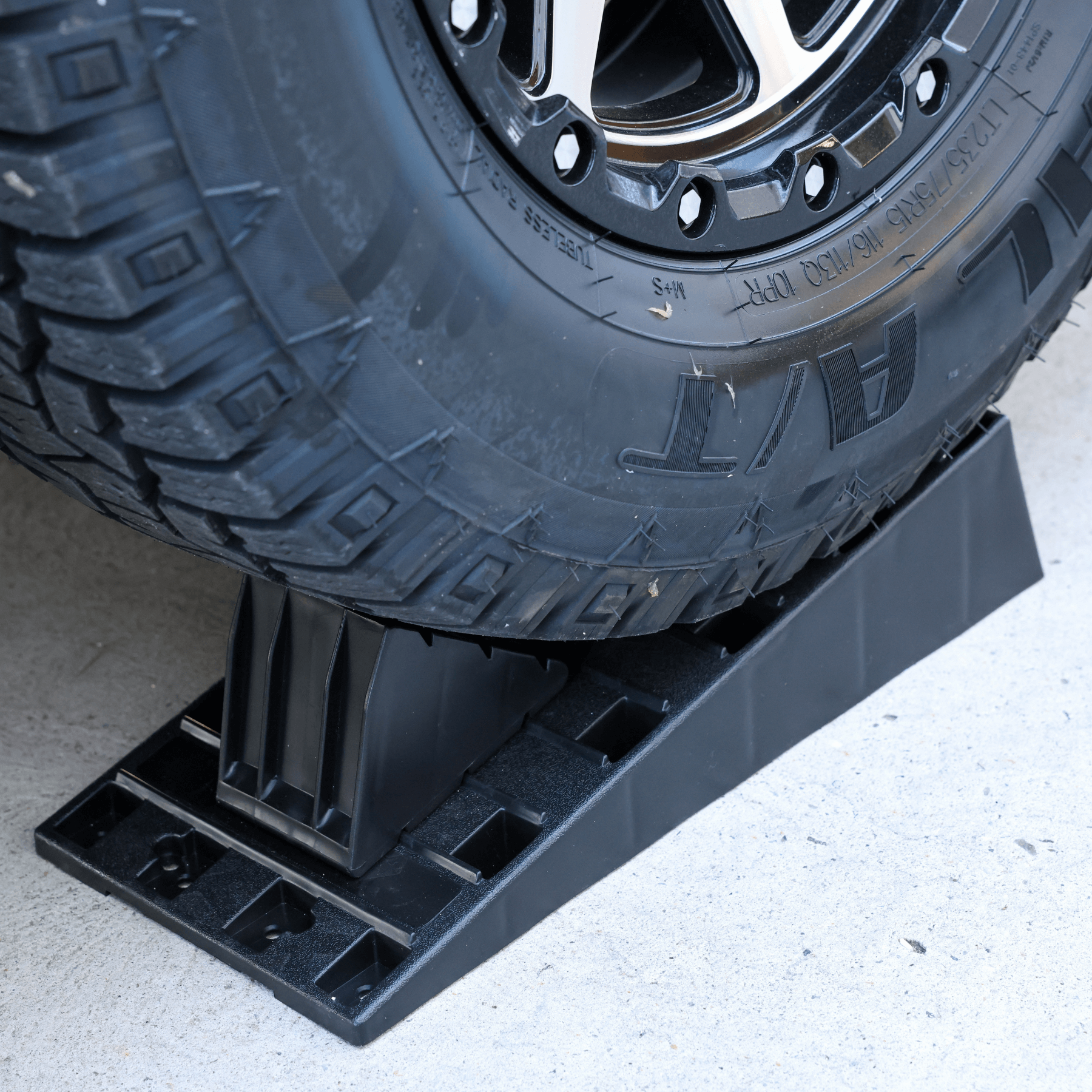 caravan levelling ramps