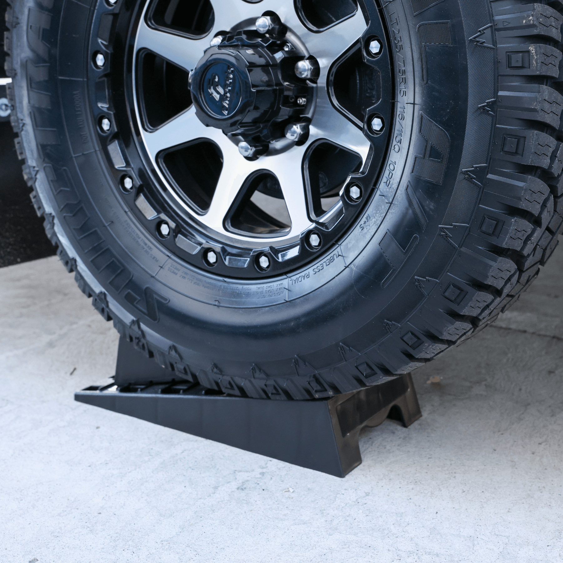 caravan levelling ramps